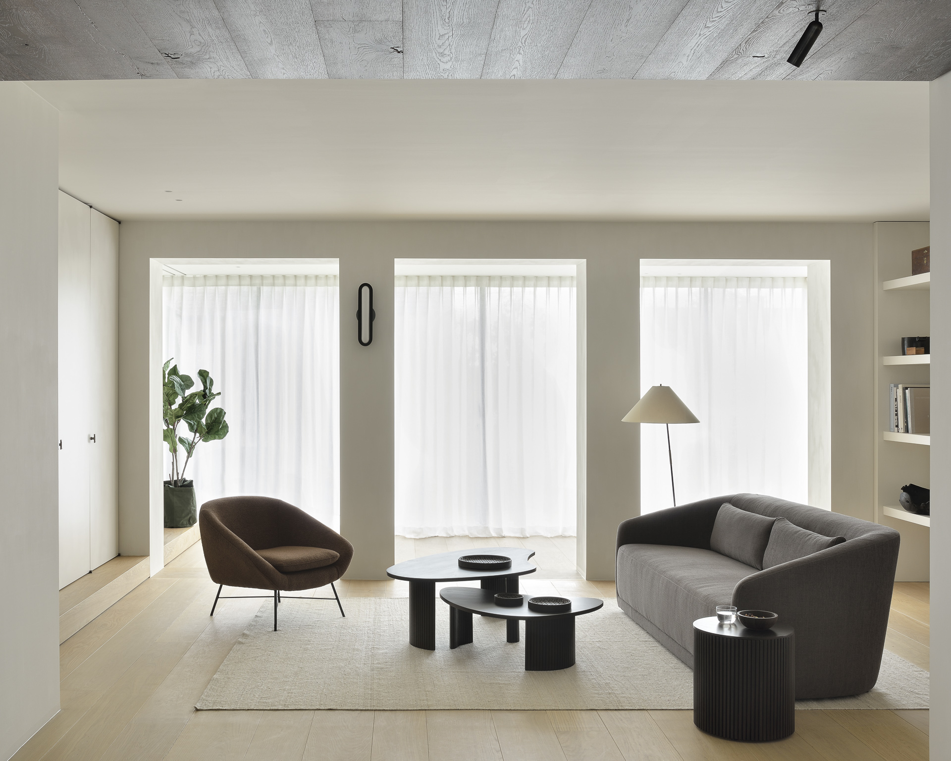 Barrow lounge chair - pine green