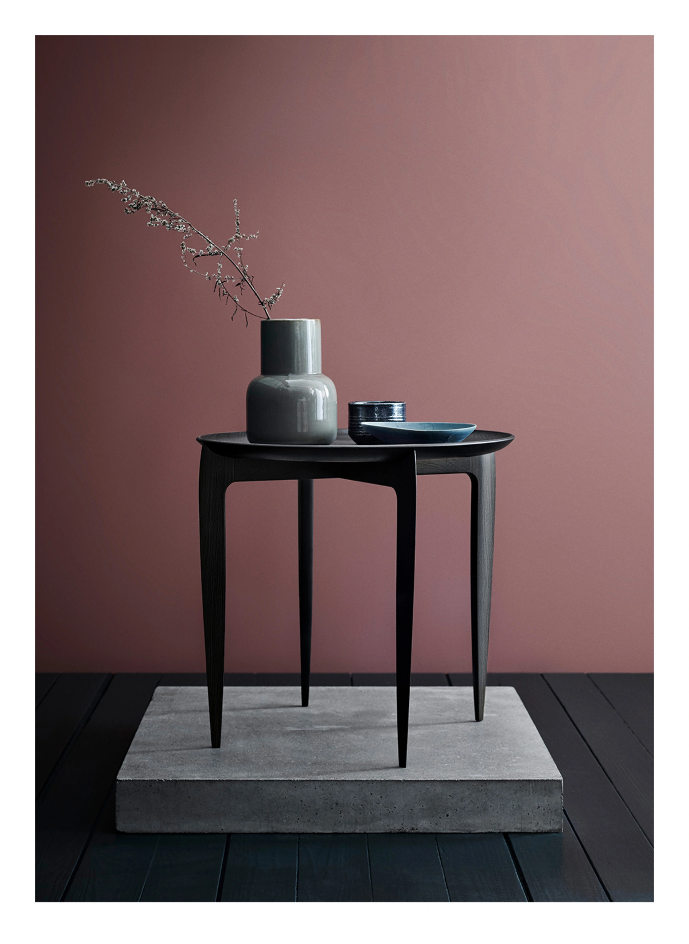 FRITZ HANSEN Beistelltisch TRAY TABLE