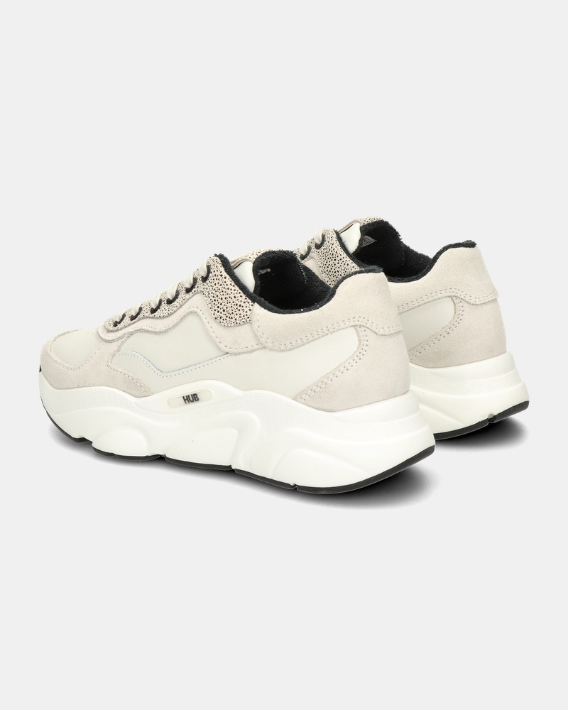 Hub Dad Sneakers  - ecru