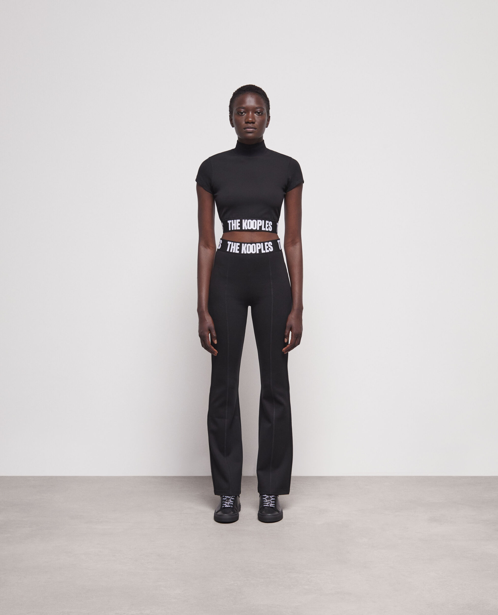 Pantalon flare à logo noir