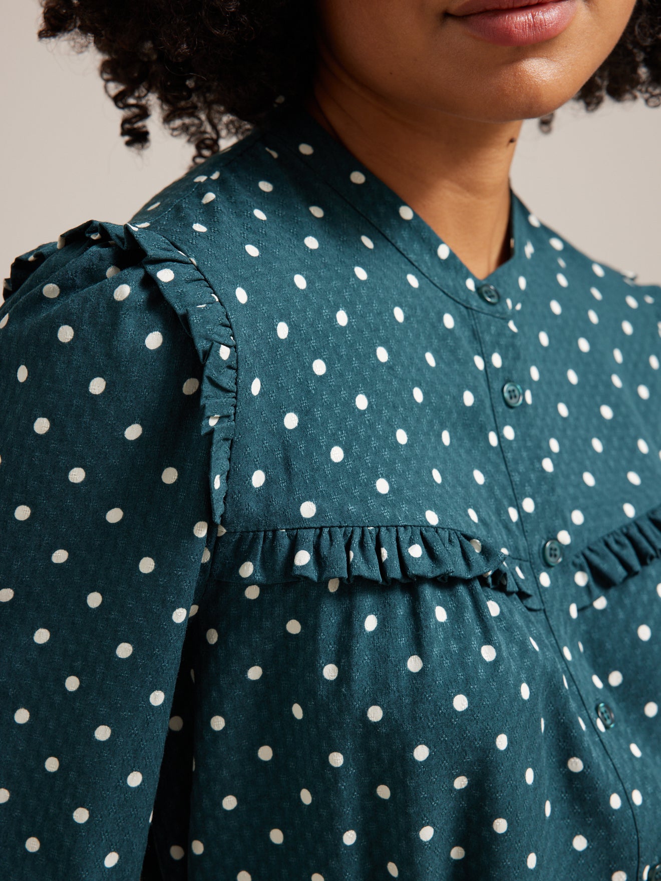Robe courte femme viscose dobby imprimé pois