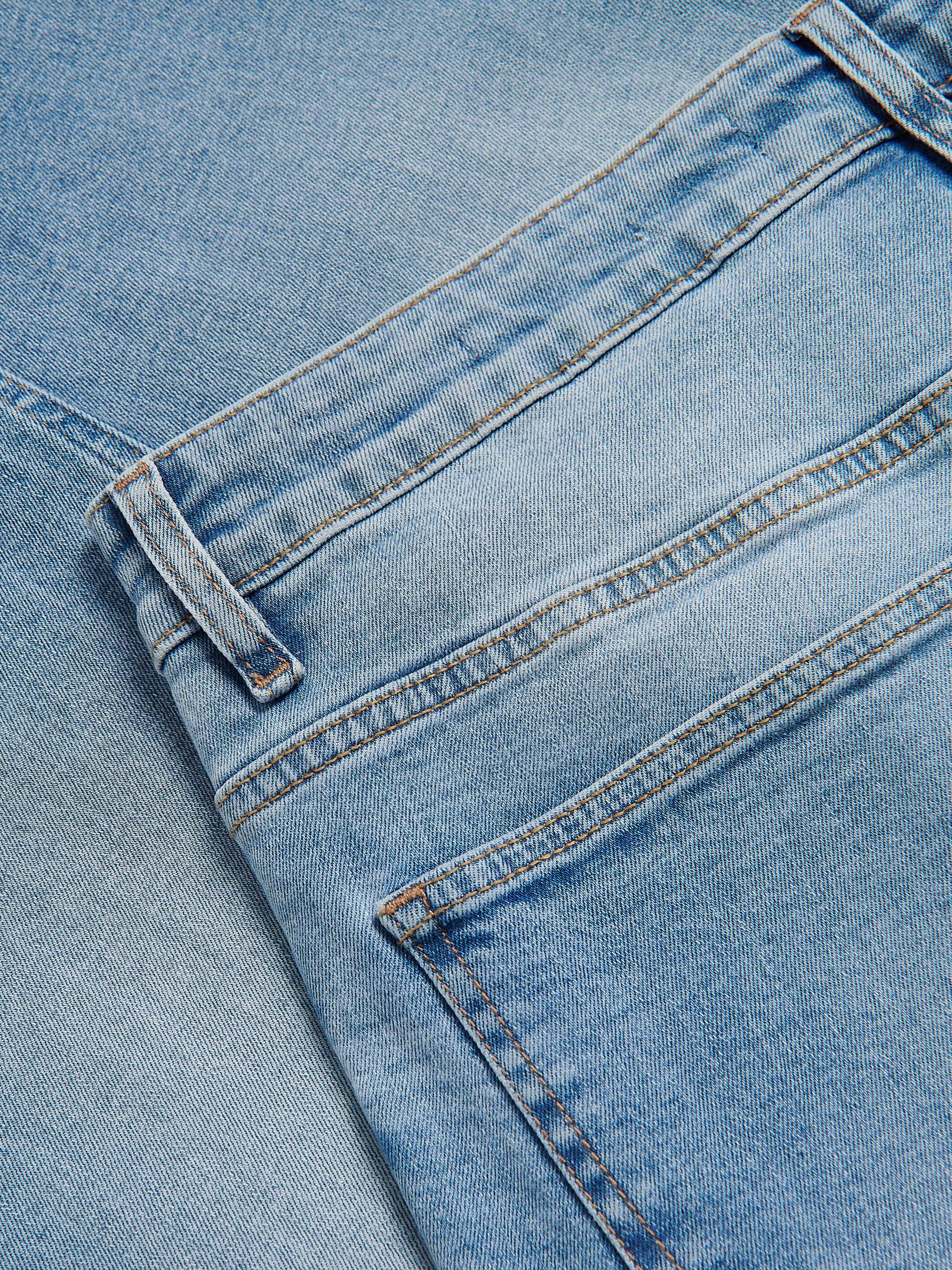 Jeans im Slim-Fit mit Wascheffekt