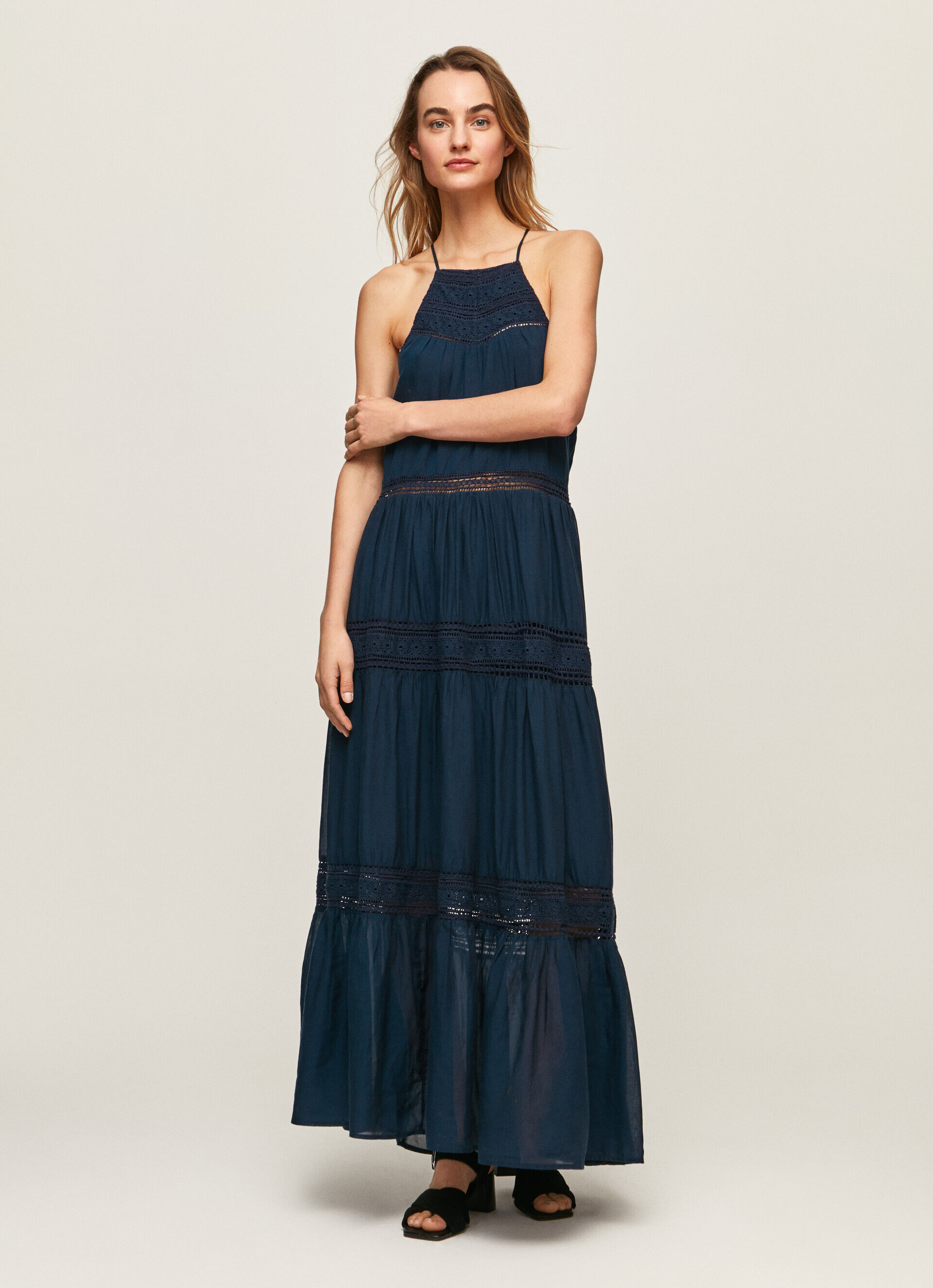 VESTIDO COM DETALHES BORDADOS - azul dulwich