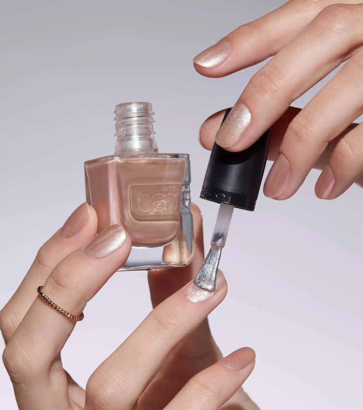 Catrice - Esmalte Gel Affair - 003: The Pearl Next Door
