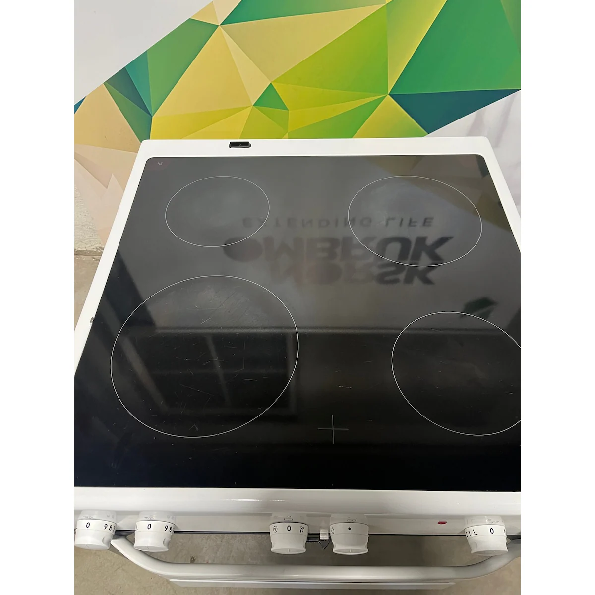 Voss-Electrolux keramisk komfyr ELK13022HV - brukt
