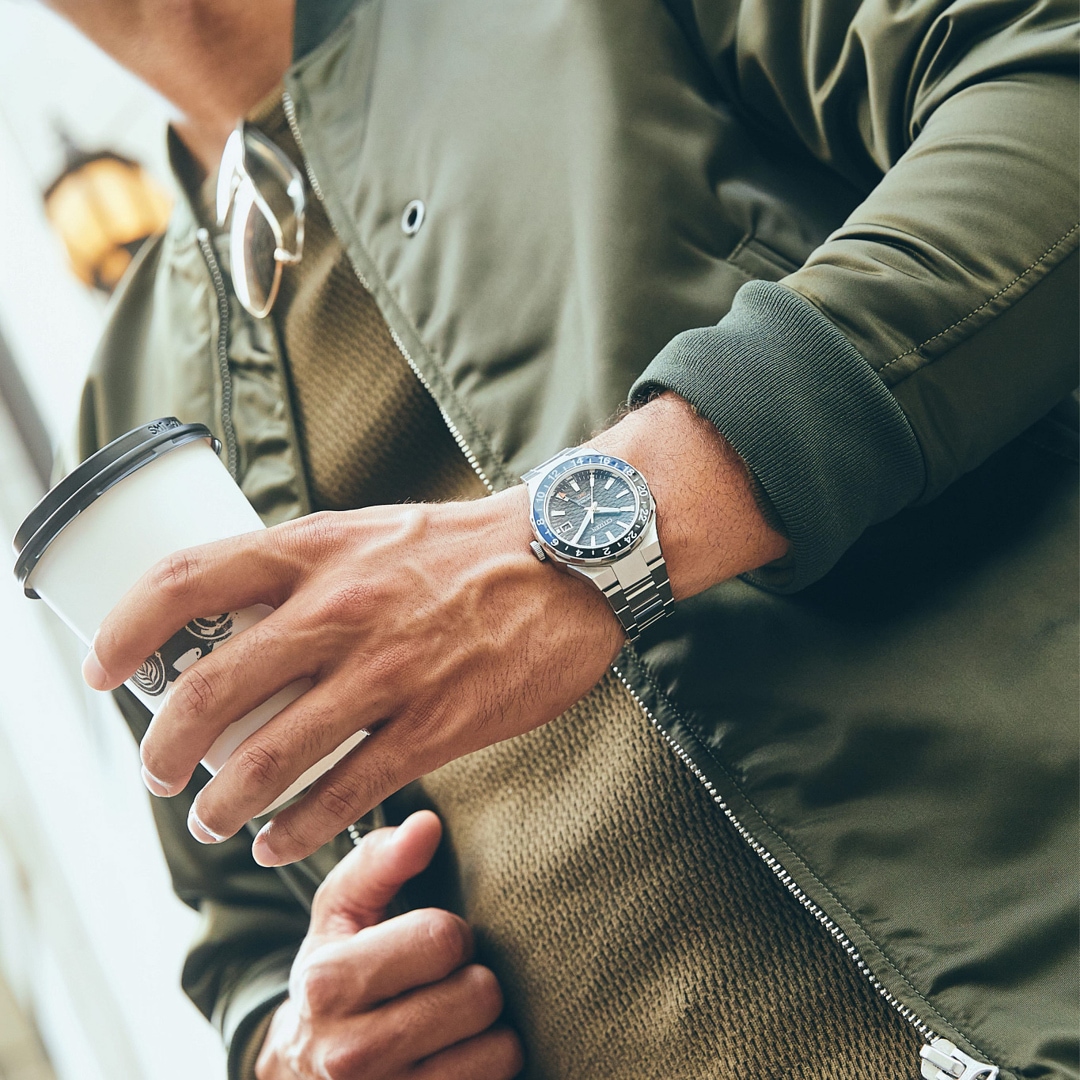 Citizen Series 8 GMT Mechanical 880 Black