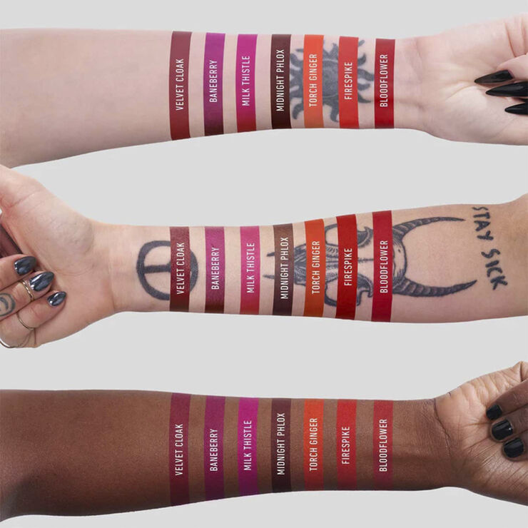 KVD Beauty EVERLASTING HYPERLIGHT VELVET CLOAK