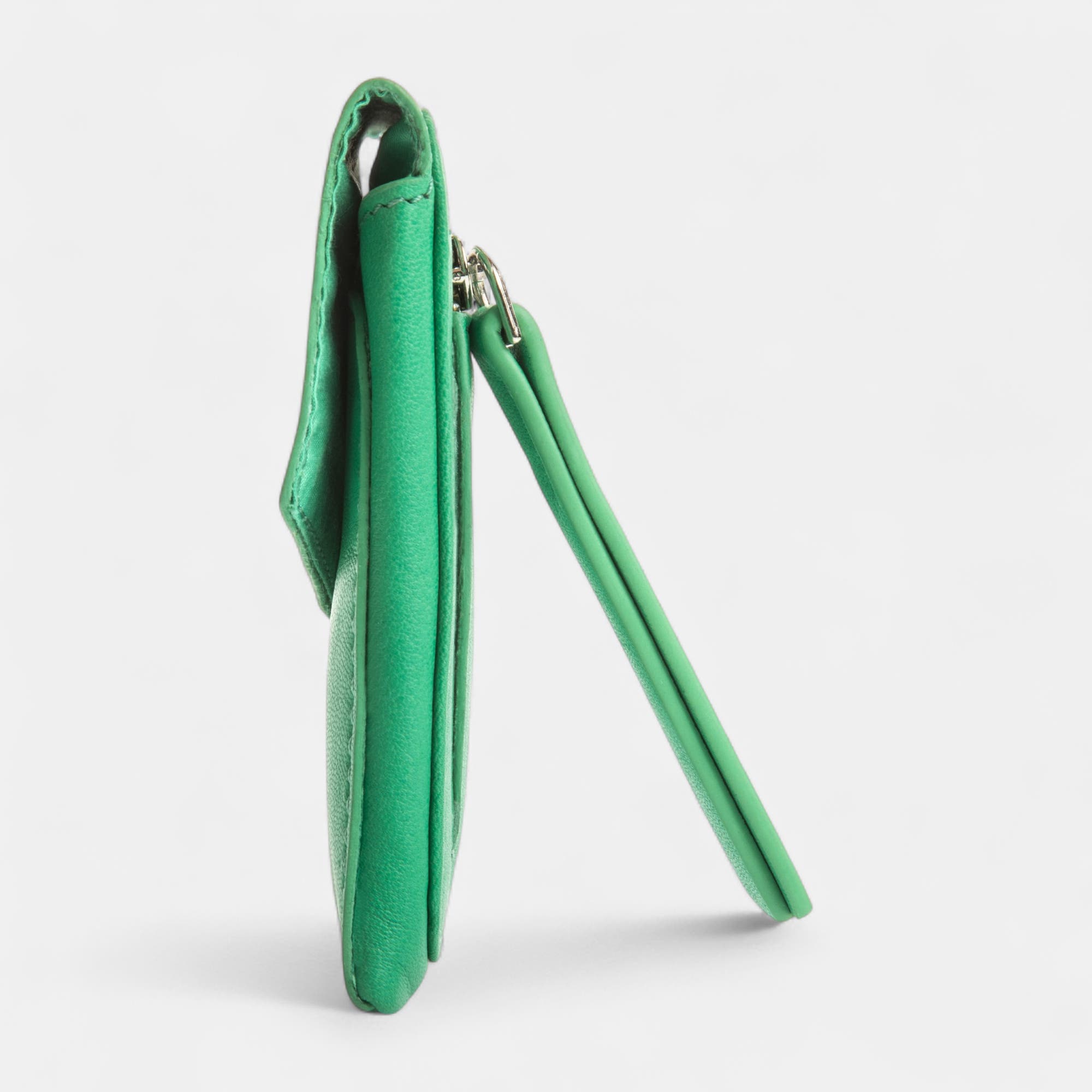 Petite maroquinerie en cuir vert
