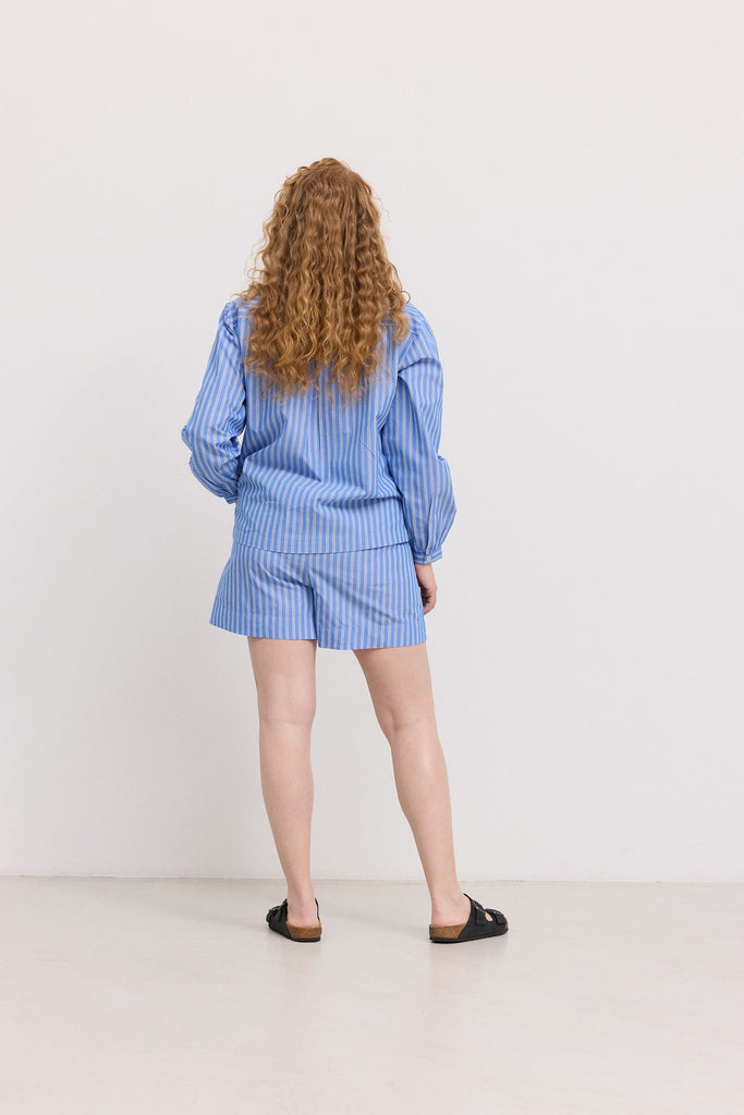 Pera W, Shorts - Cornflower Stripe