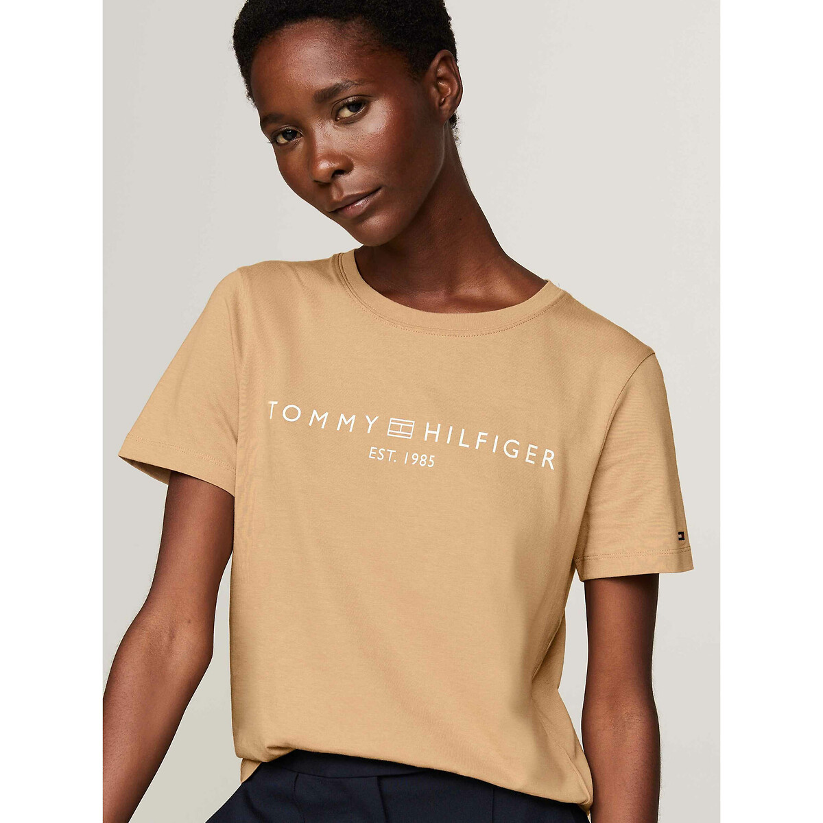 TOMMY HILFIGER<br>Camiseta de manga curta e gola redonda