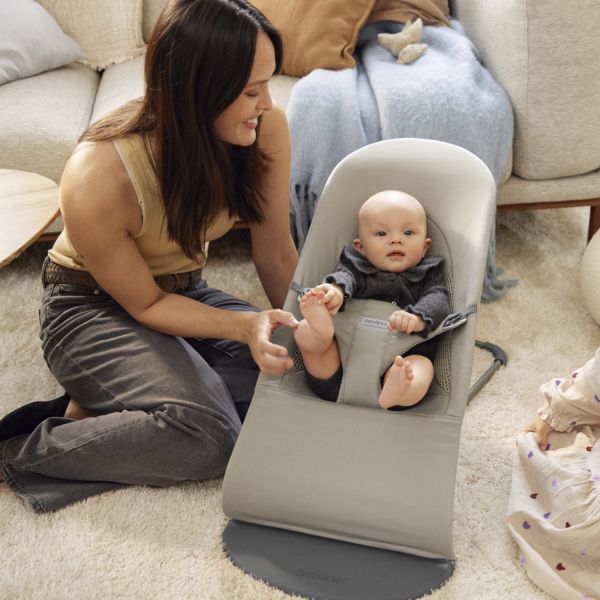 BabyBjörn Wipstoeltje - Balance Soft - Geweven Jersey Tri-Fabric Zandgrijs