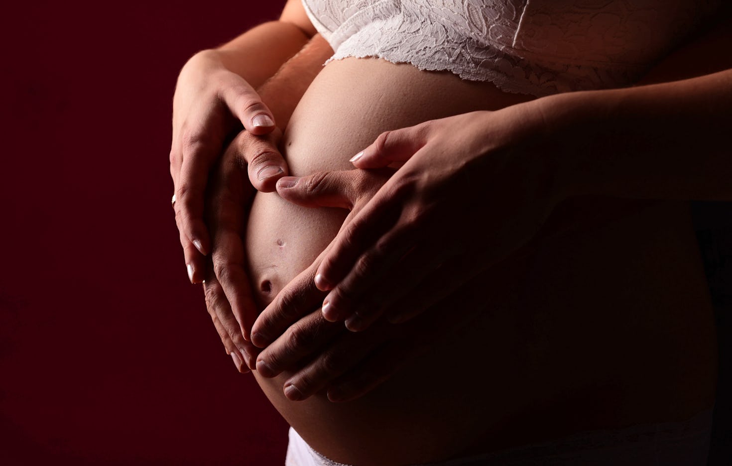 Babybauch Fotoshooting in Hamburg als Geschenk