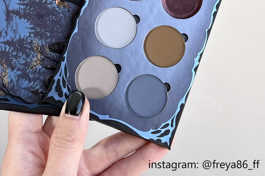 SHELLWE MAKEUP - freya86 Misty Spirit 10 Color Full Matte Eyeshadow Palette