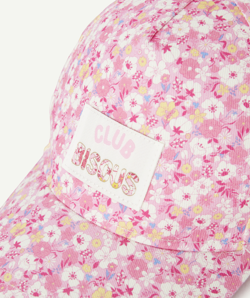 CASQUETTE BÉBÉ FILLE IMPRIMÉ FLEURS ET PATCH BRODÉ CLUB BISOUS