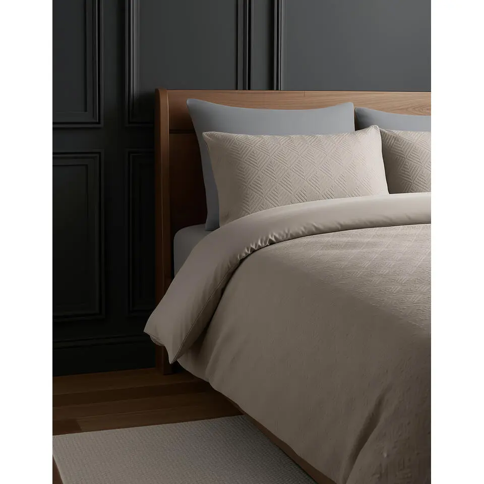Dekbedovertrek Milano 140x200 – Fluweelzacht Uni Design – Taupe