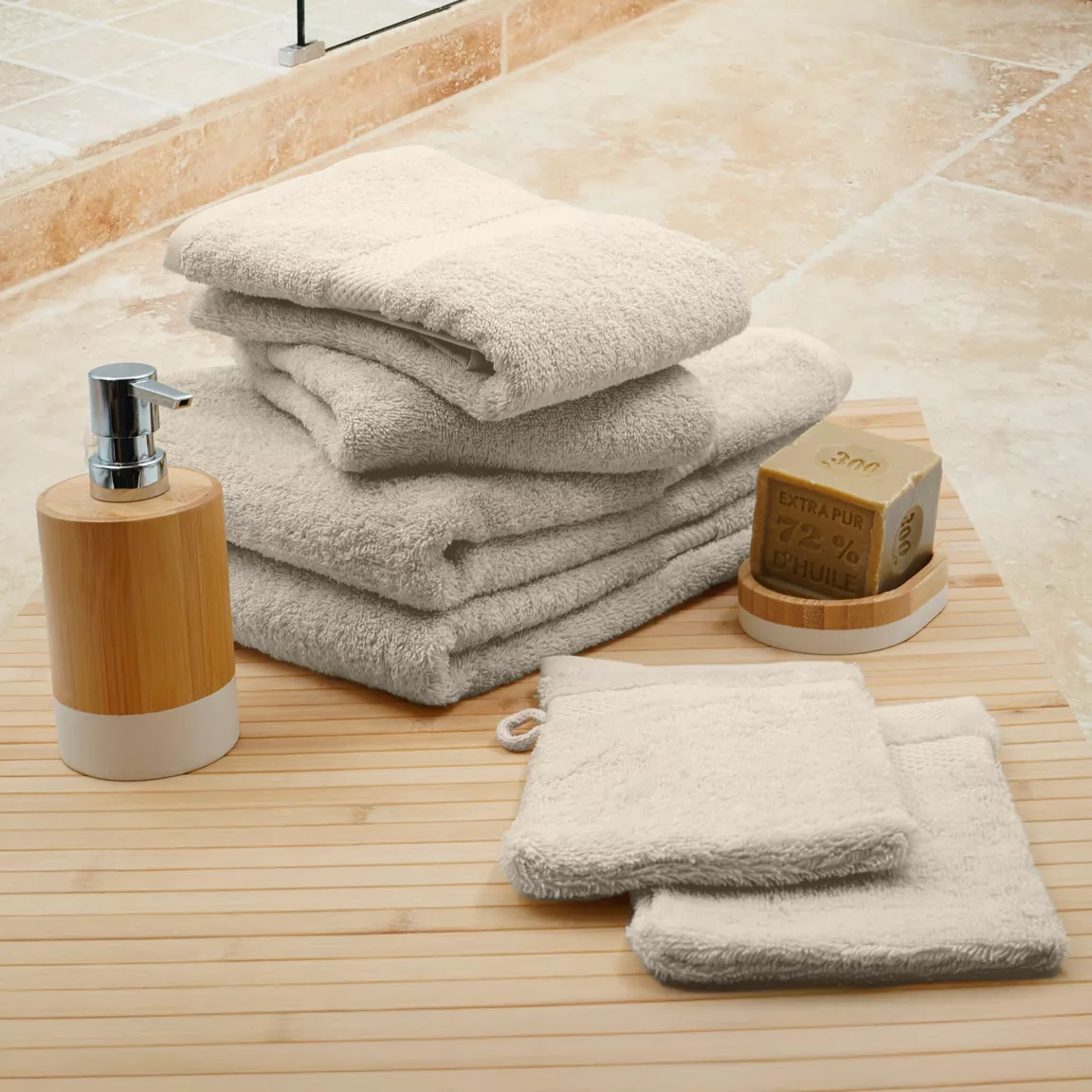 Lot de serviettes de bain 50x90 cm x2 + serviettes 70x130cm x2 + gants de toilette x2 Elegance Beige