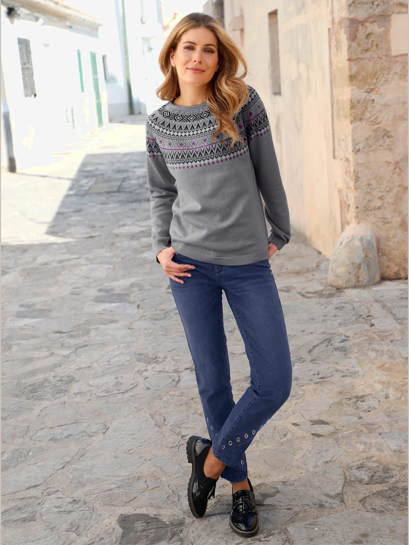 Pull motif jacquard norvégien col rond manches raglan