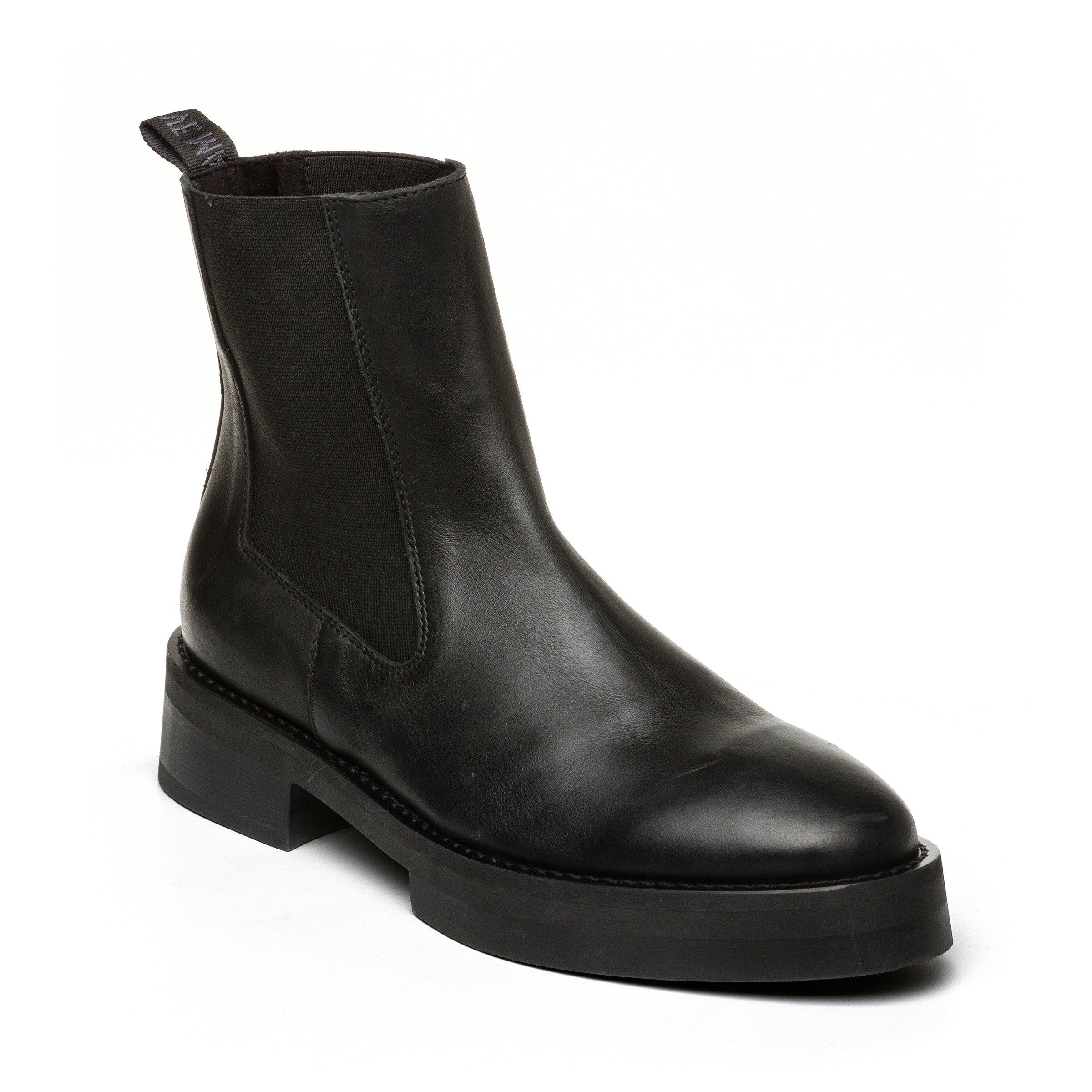 Steve Madden Monte Boots