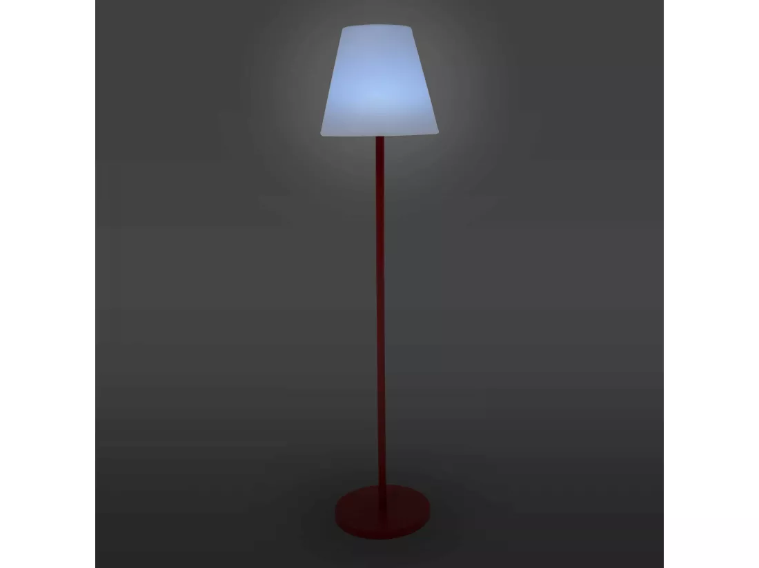 Lampadaire en acier rouge