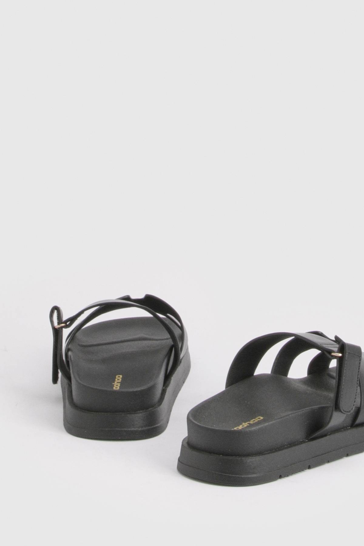 boohoo Mules À Plateforme À Découpes