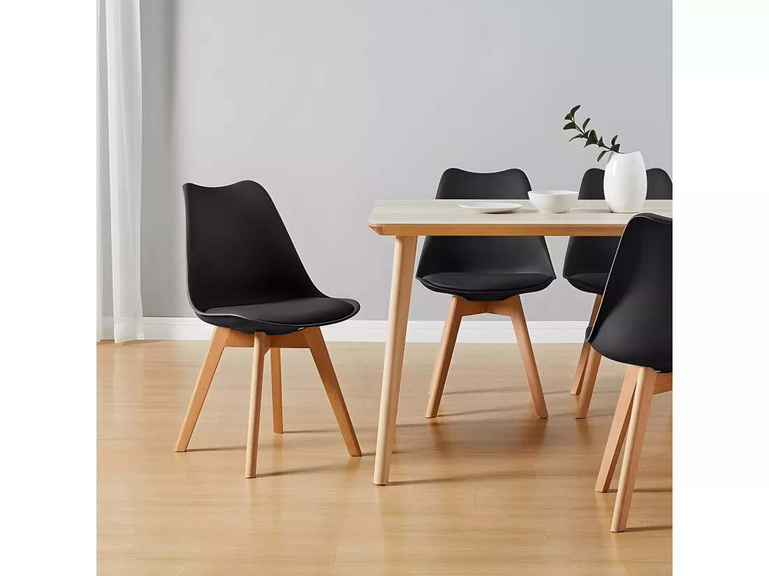 Lot de 4 chaises - Noir - Chaise Scandinave - Pieds en bois (4 chaises dans un colis)