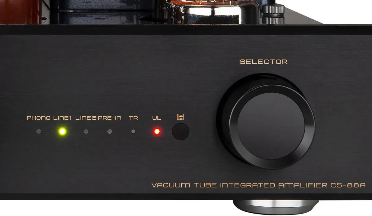 Chaîne Q Acoustics Concept 500 / Cayin CS-88A KT88 / QED Genesis comprenant la paire d'enceintes Q Acoustics Concept 500 Noir, l'amplificateur stéréo Cayin CS-88A KT88 Noir et la paire de câbles d'enceintes montés QED Genesis (2x2,5m) Chaînes Grand S
