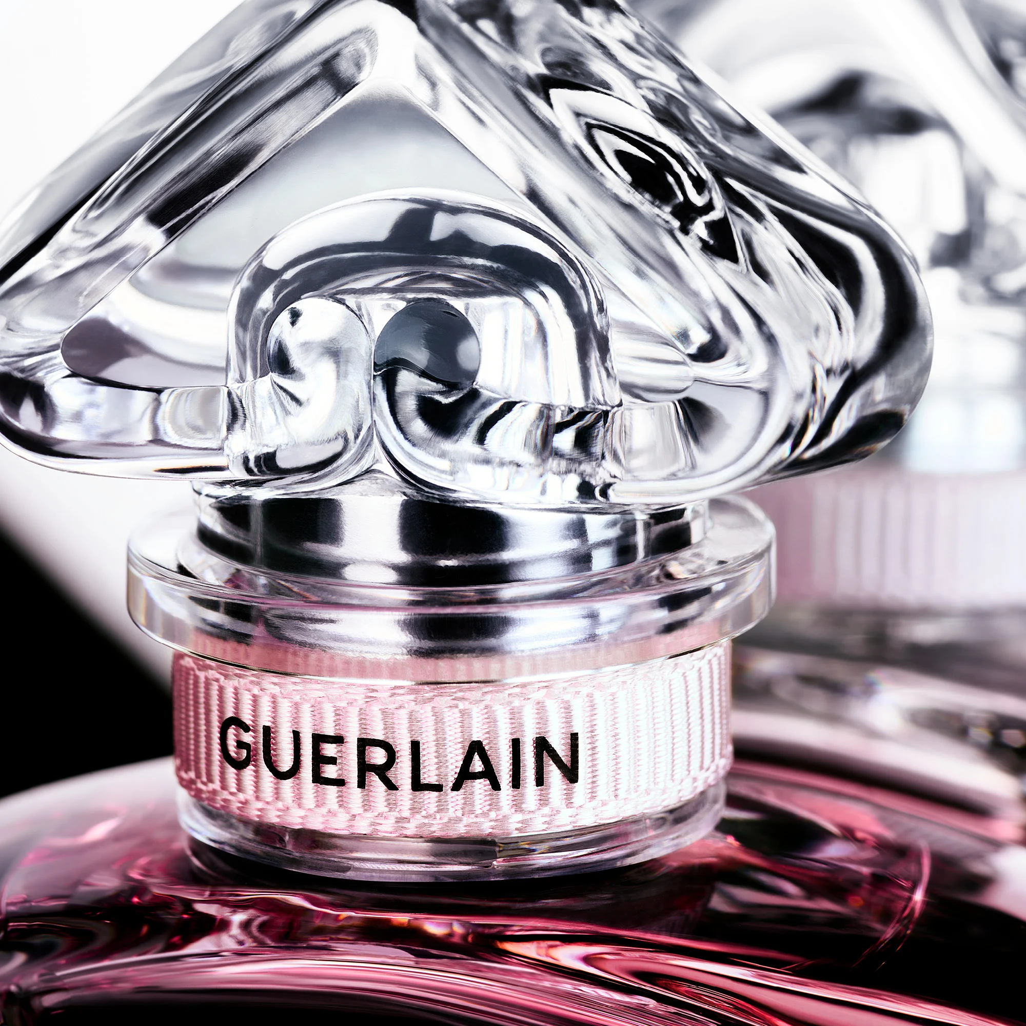LA PETITE ROBE NOIREEau de Parfum Intense |