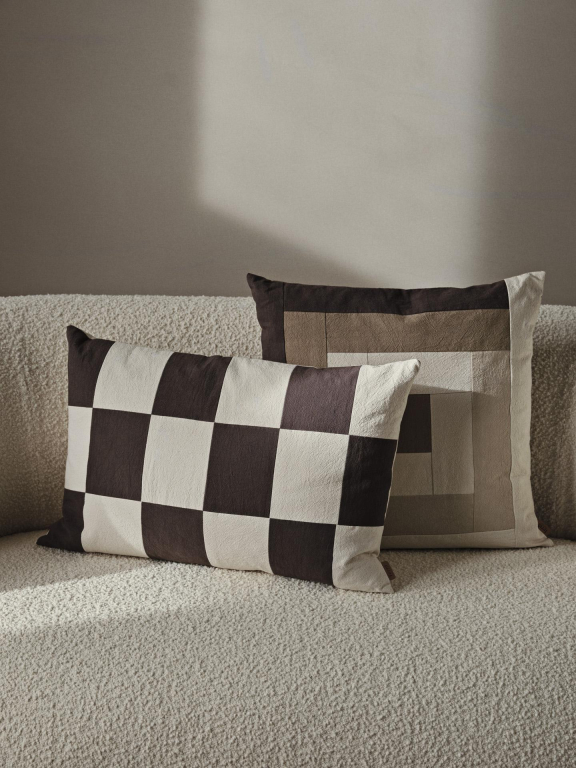Ferm Living Fold Patchwork kussen 40x60 Coffee/Undyed