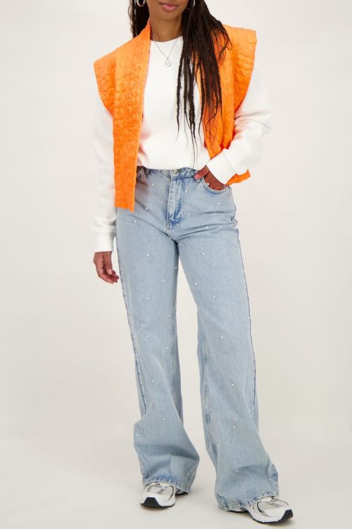 Oranje gewatteerd gilet