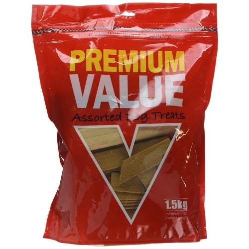 Variedade de petiscos para cães com sabores naturais variados.