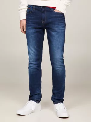 Calça jeans slim fit afunilada e desbotada