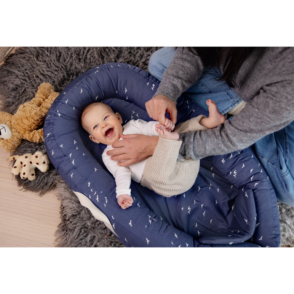 Køb Voksi® Poppy Blue-Flying Baby Nest Premium