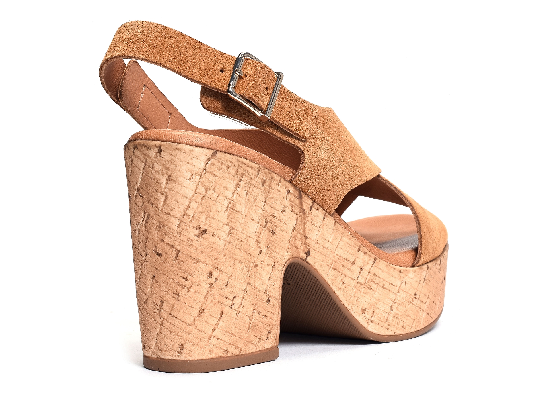 895 camel