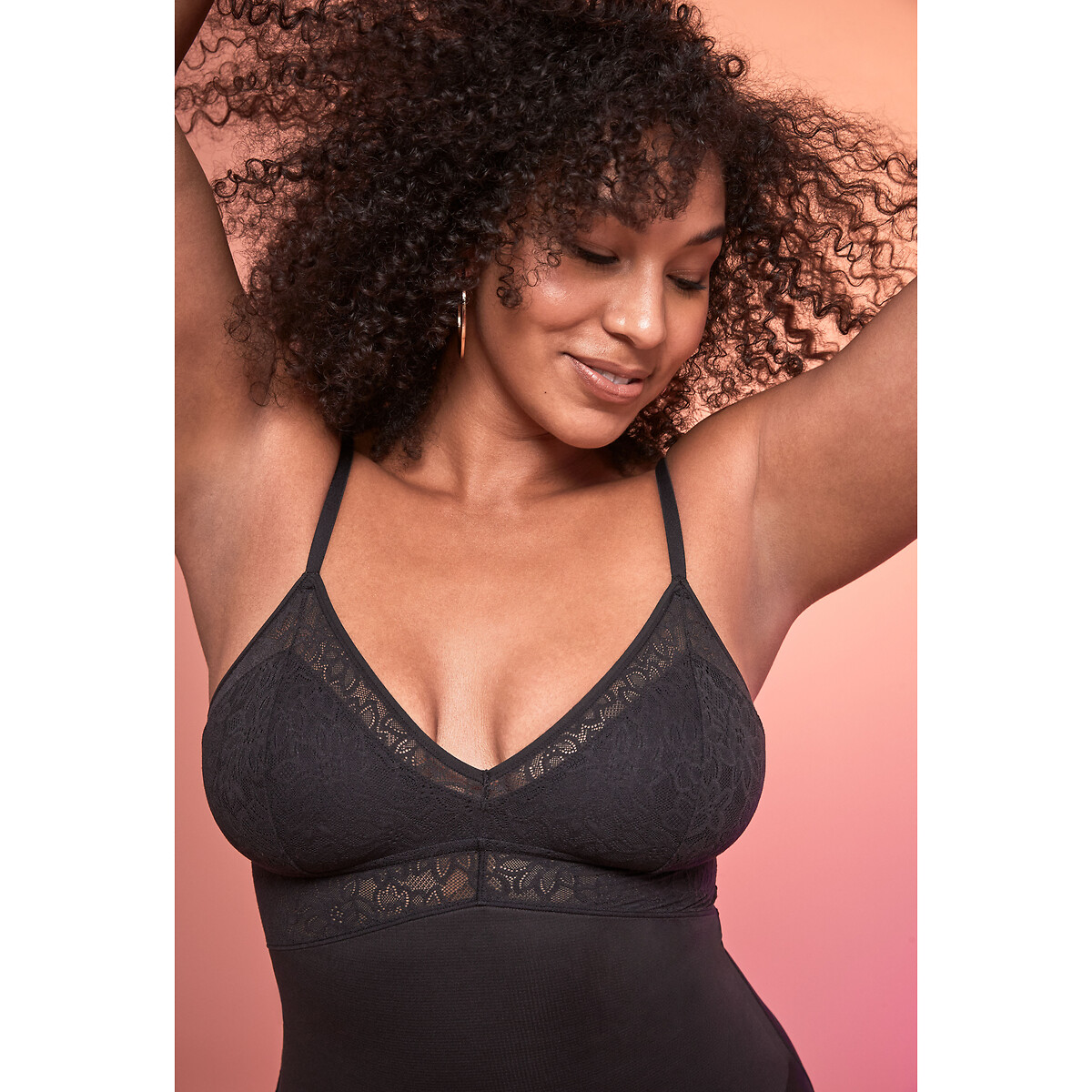 MAIDENFORM<br>Body sem aro com efeito modelador. Domine sua barriga.