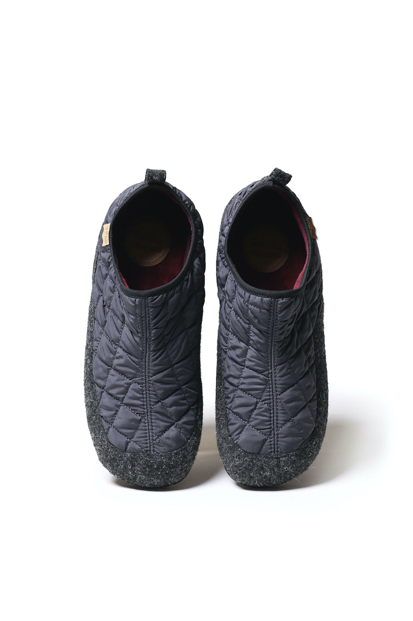 Pantufas acolchoadas masculinas na cor azul marinho
