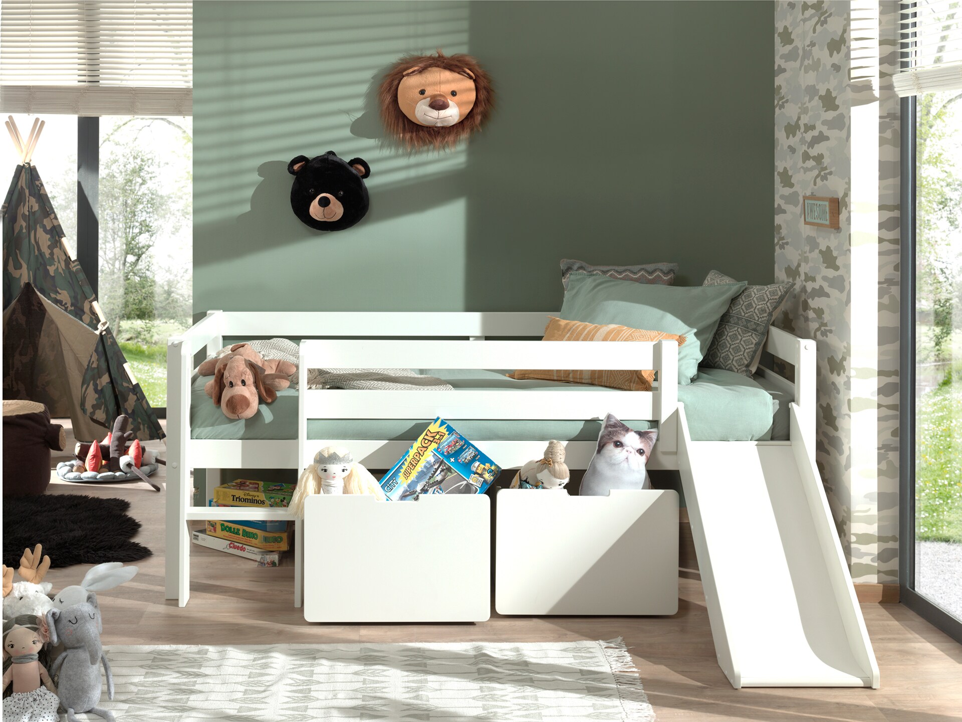 Kojen-Spielbett mit Liegefläche 90 x 200 cm, inkl. Leiter, Rutsche, Rolllattenrost und 2 Schubkästen, Kiefer und MDF weiß lackiert