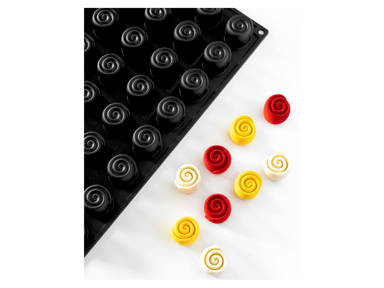 Moule silicone Volupté - 48 empreintes - 40 x 30 cm - Pavoni