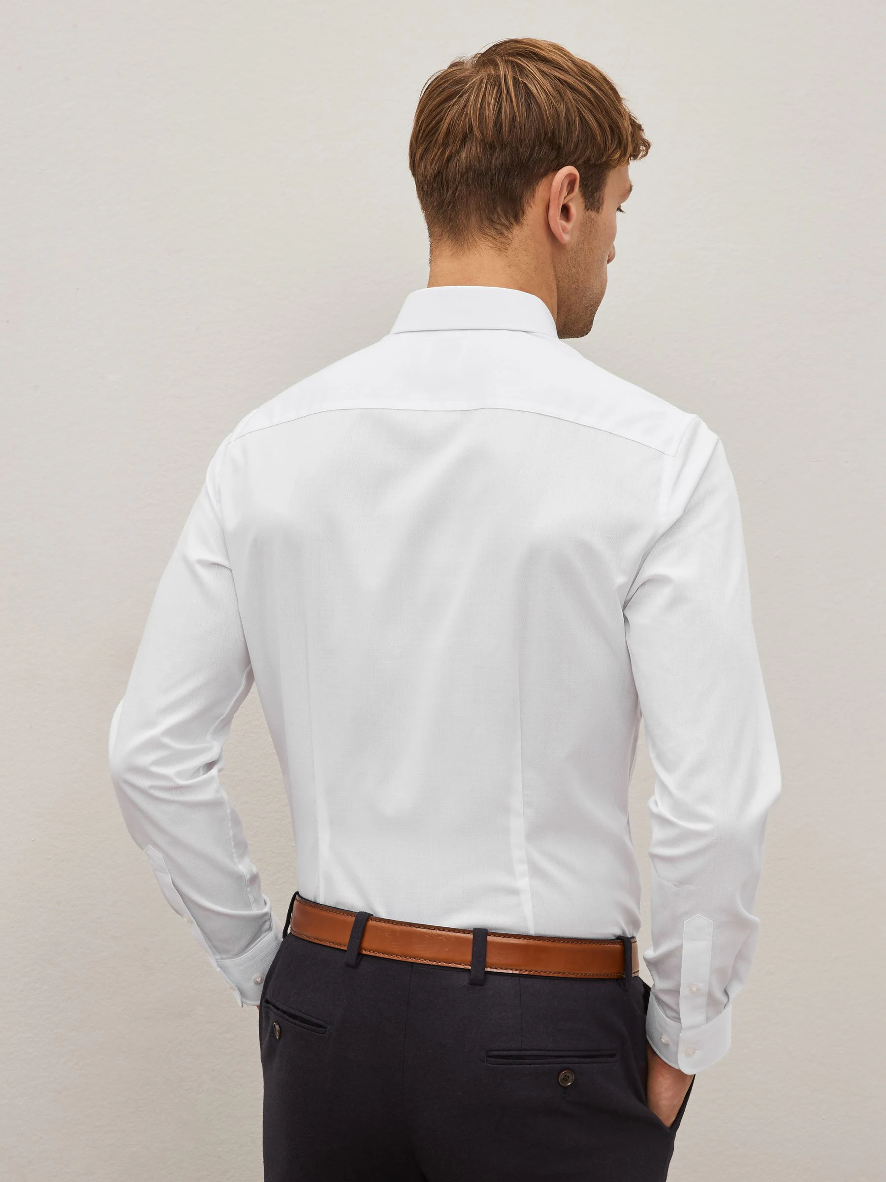 Wit - Normale Pasvorm - Onderhoudsvriendelijk, getextureerd, slim fit overhemd met enkele manchet