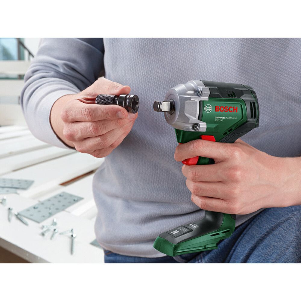 MUTTERTREKKER BOSCH UNIVERSAL 18-350 18V UTEN BATTERI