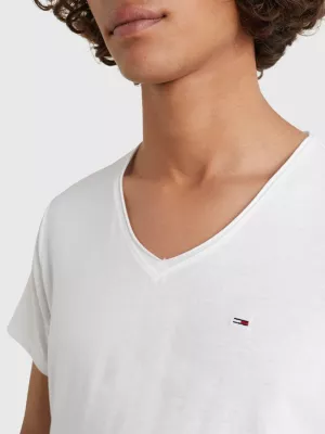 Camiseta Slim Fit com Decote em V