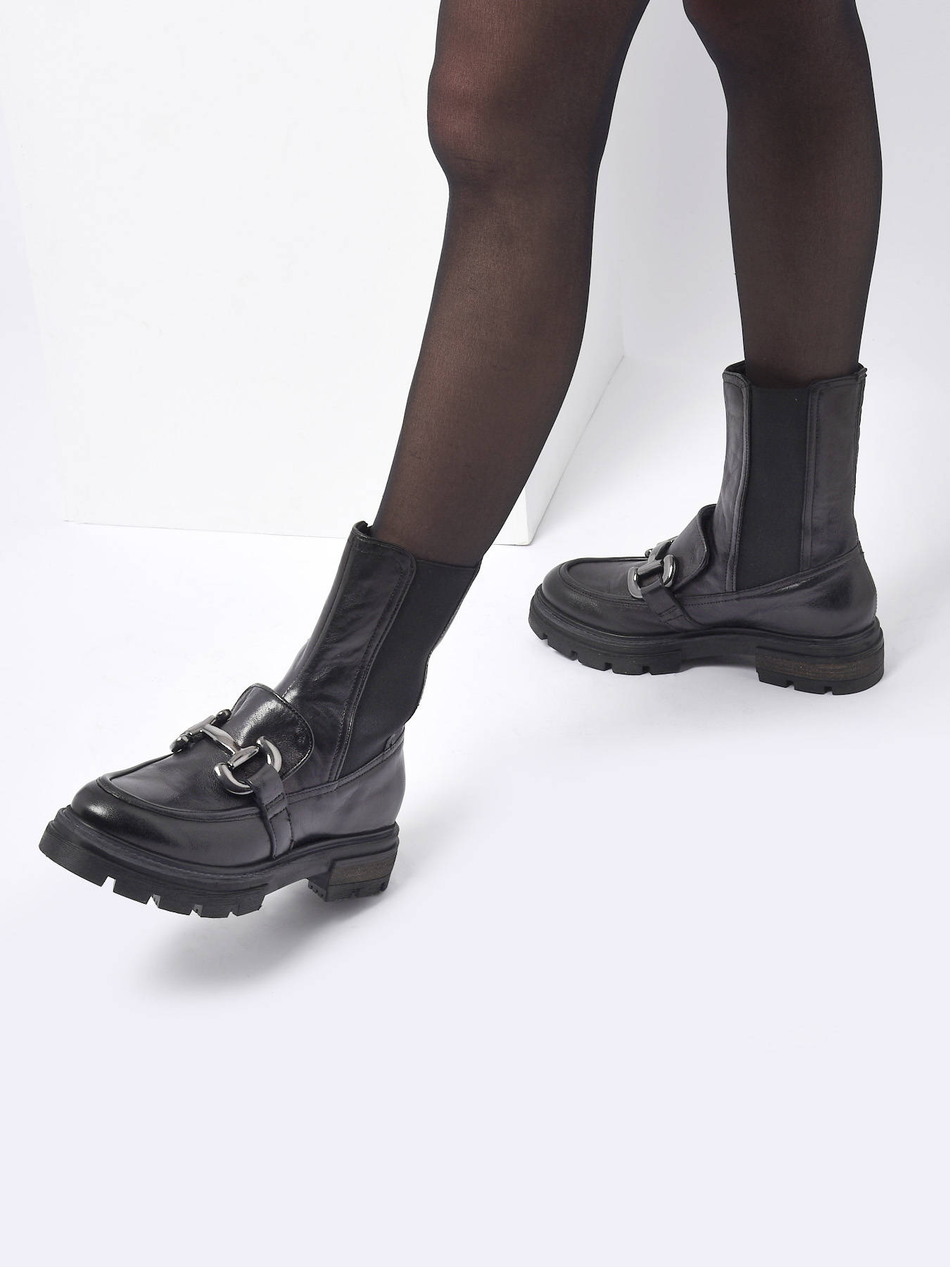 Boots en cuir en cuir MJUS
