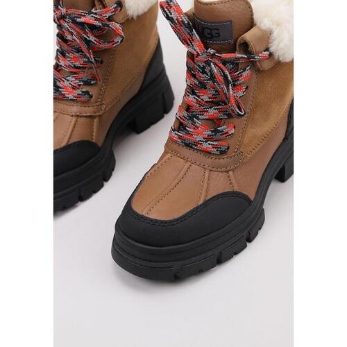 UGG - Ashton Addie Marrón