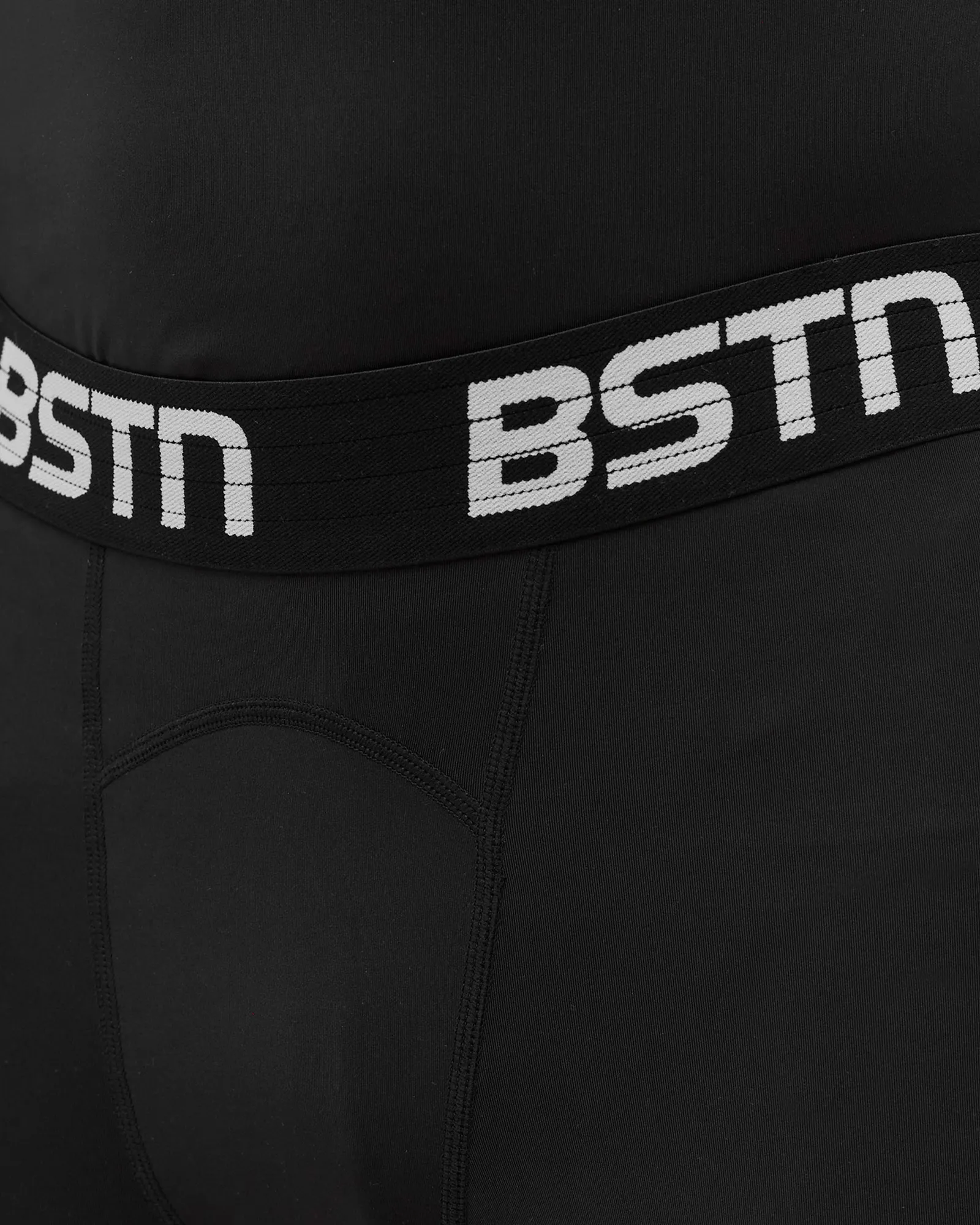 Calções de compressão para treino da marca BSTN