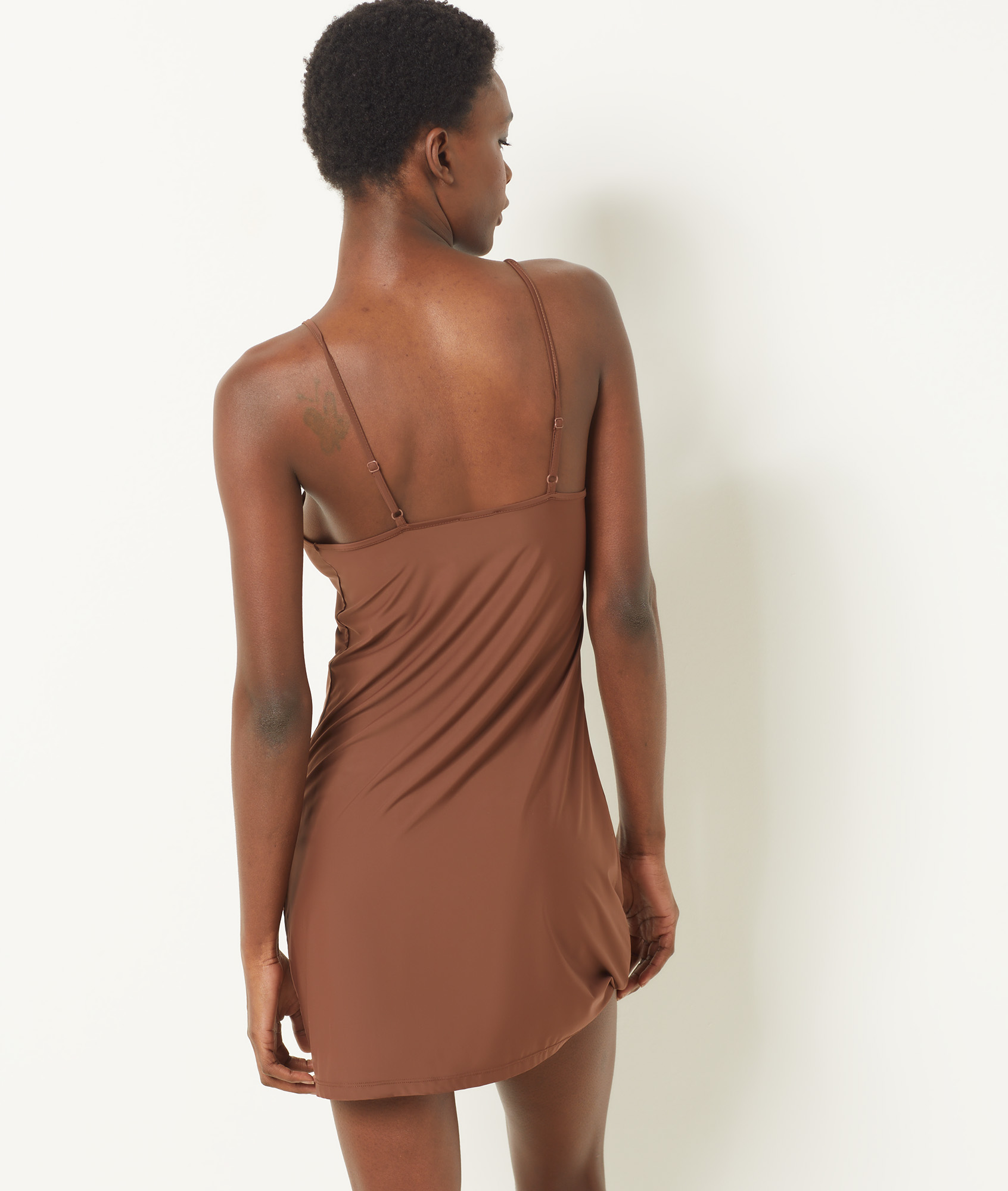 Nuisette fond de robe