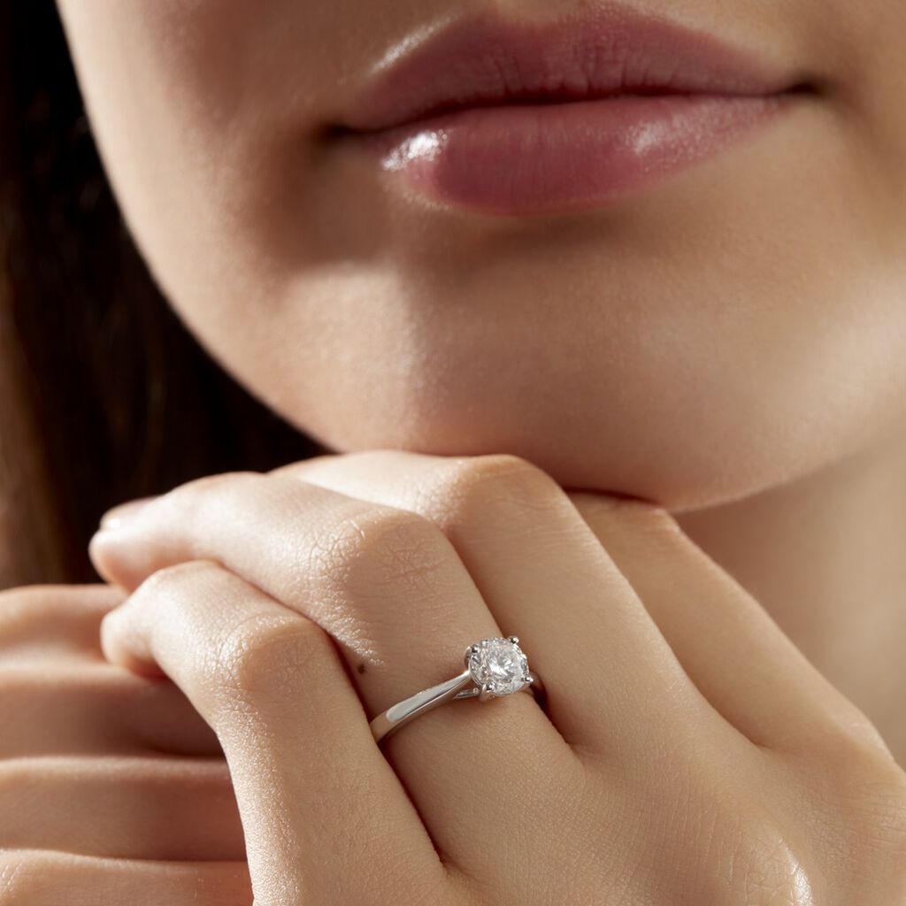 Bague Solitaire Fiona Or Blanc Diamant Synthetique
