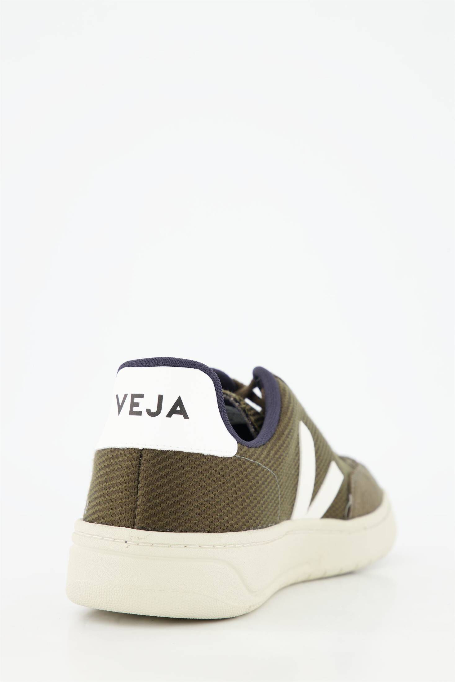 Veja| Herren Sneaker V-12 B-MESH