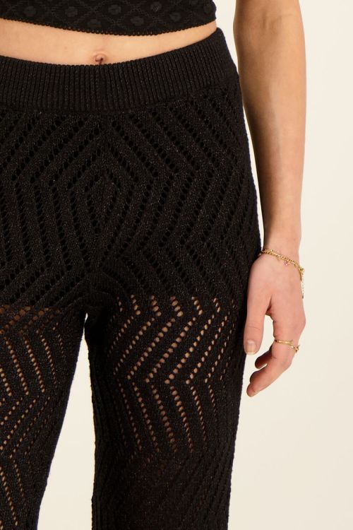 Zwarte zigzag flared broek met lurex