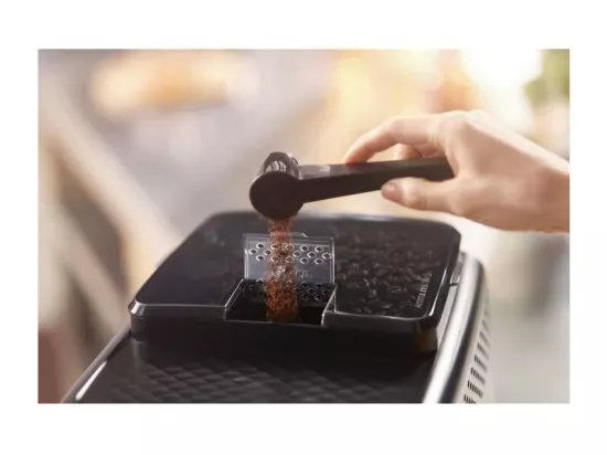 Machine a cafe expresso avec broyeur Philips EP1224/00 - Ecran tactile - Filtre AquaClean - Broyeur réglable 12 niveaux