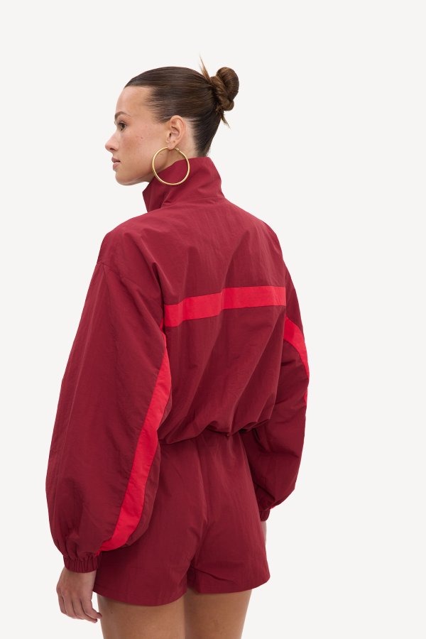 PATTERN PLAY - RED DARK