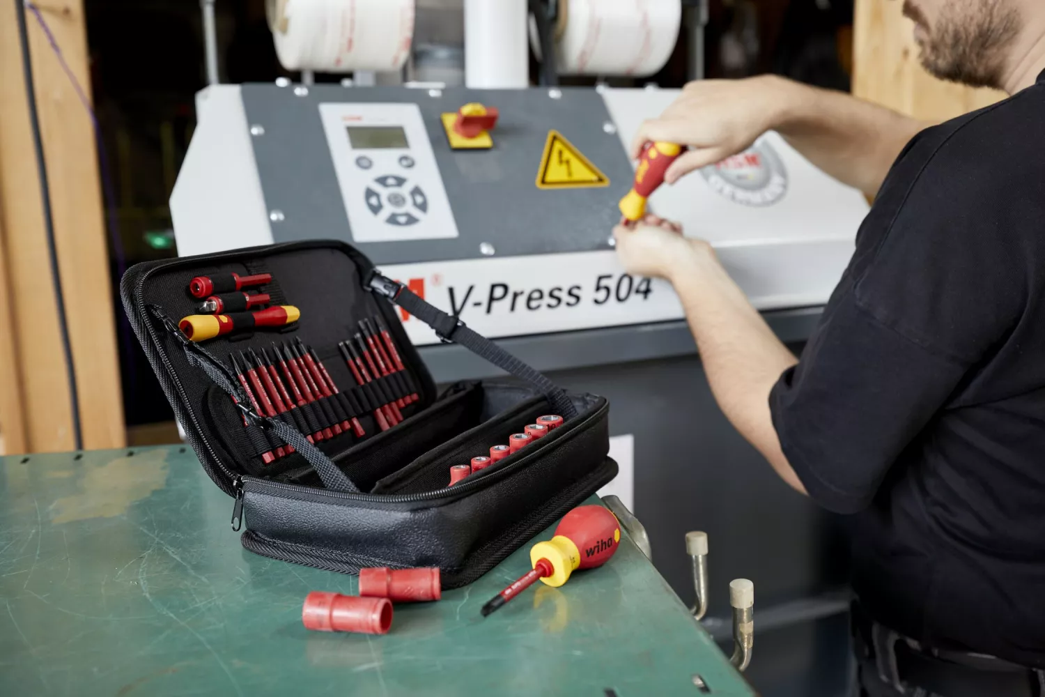 Wiha 7209NK2002 31-delige VDE slimVario Gereedschapset in tas